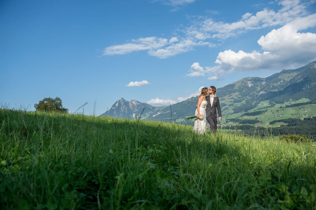 Hochzeitsfotograf Obwalden Hochzeit auf dem Landenberg und Ramersberg in Obwalden, oberhalb von Sarnen