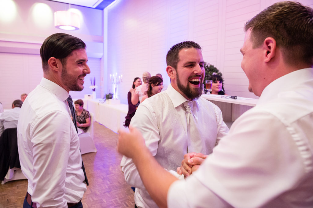 20150912_HochzeitsfotografObwalden_0032 Hochzeitsfest in Hotel Krone Sarnen // Hochzeitsfotograf Obwalden - Hochzeitsfotograf Zentralschweiz