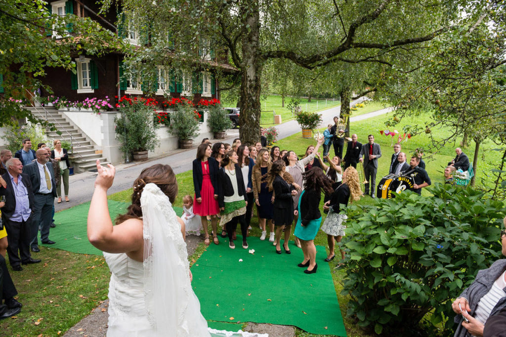 20150905_Hochzeitsfotograf_Luzern_017 Hochzeit in Adligenswil, Fotoshooting Utenberg in Luzern, Hochzeitsfest im Hotel Winkelried in Luzern