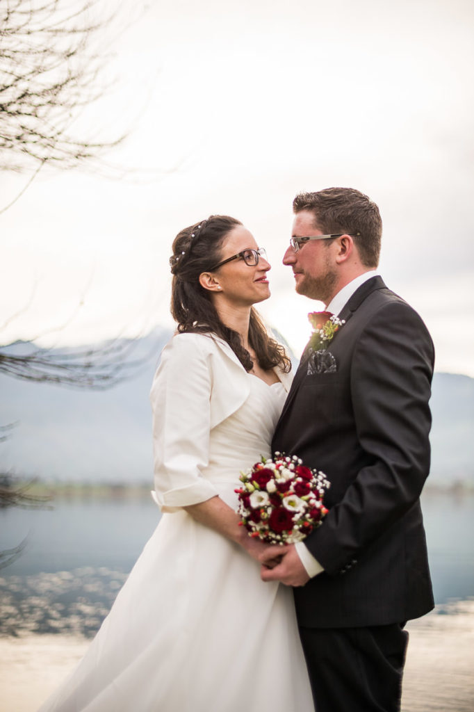 Heiraten in Alpnach Hochzeit in Obwalden, Kirchliche Trauung im Schoried in Alpnach. Alles begleitet vom Hochzeitsfotograf Obwalden fürs Brautpaar