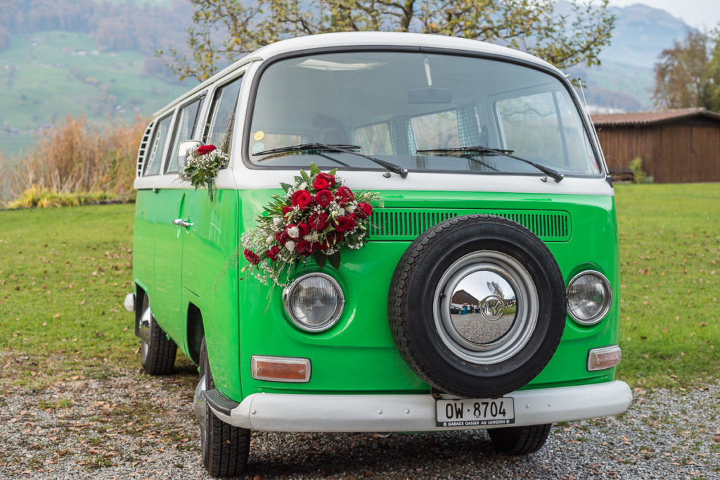 Heiraten in Alpnach Hochzeit in Obwalden, Kirchliche Trauung im Schoried in Alpnach. Alles begleitet vom Hochzeitsfotograf Obwalden fürs Brautpaar