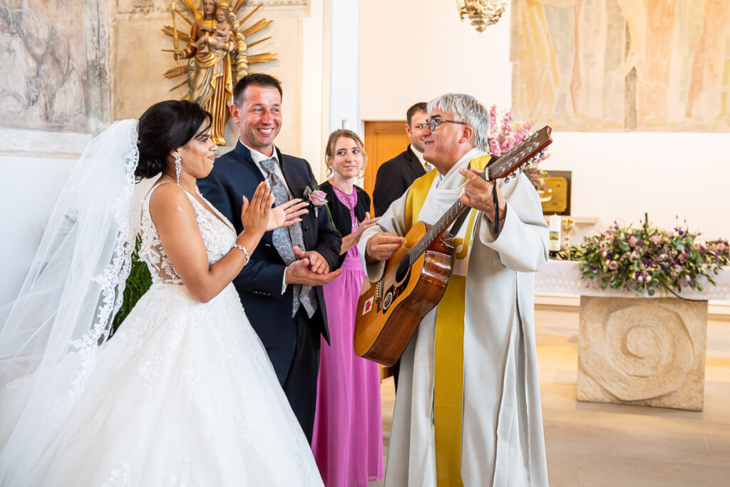 Hochzeit im Kanton Thurgau in Wettingen und in der Kartause in Ittingen Hochzeit im Kanton Thurgau in Wettingen und in der Kartause in Ittingen