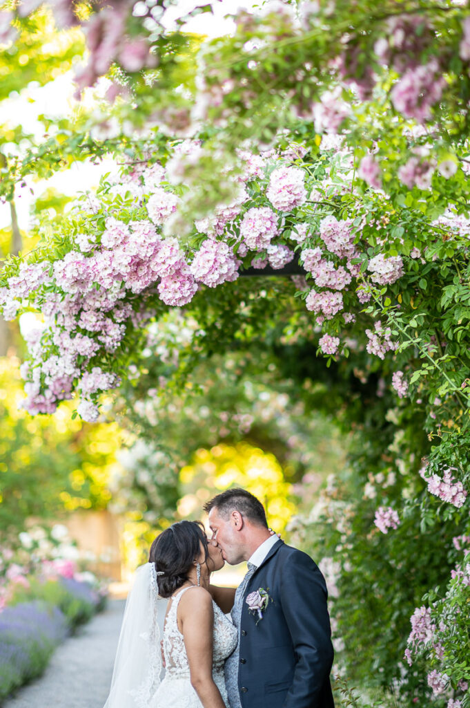 Hochzeit im Kanton Thurgau in Wettingen und in der Kartause in Ittingen Hochzeit im Kanton Thurgau in Wettingen und in der Kartause in Ittingen