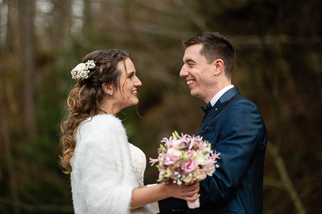 Hochzeit Bernadette&André Hochzeit in Flüeli Kapelle im Flüeli Ranft (Obwalden), Fotoshooting in Stalden und im Langis. Hochzeitsfeier Paxmontana Flüeli Ranft