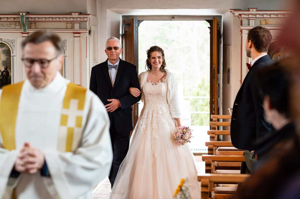 Hochzeit Bernadette&André Hochzeit in Flüeli Kapelle im Flüeli Ranft (Obwalden), Fotoshooting in Stalden und im Langis. Hochzeitsfeier Paxmontana Flüeli Ranft