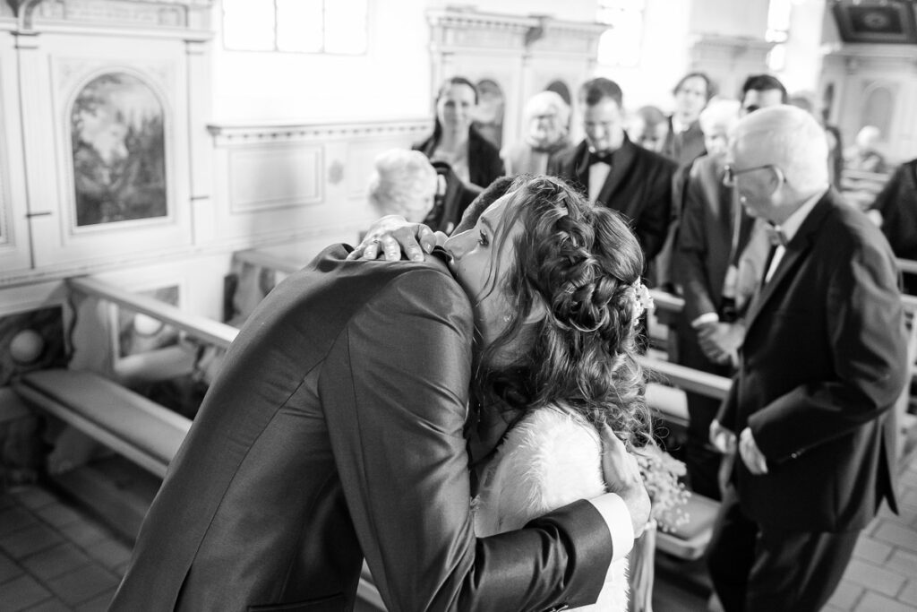 Hochzeit Bernadette&André Hochzeit in Flüeli Kapelle im Flüeli Ranft (Obwalden), Fotoshooting in Stalden und im Langis. Hochzeitsfeier Paxmontana Flüeli Ranft
