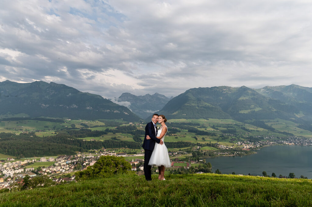 Hochzeit Mirjam&Christian Hochzeit auf dem Landenberg in Sarnen (Obwalden), Fotoshooting bei Ramersberg Kapelle.