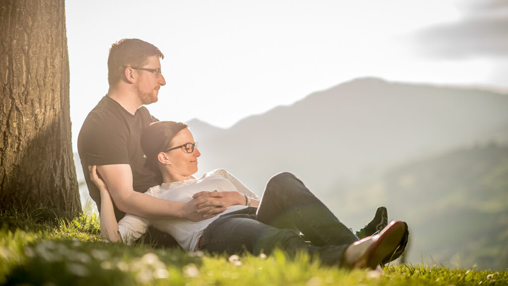 Engagement Session Obwalden Paarshooting Obwalden Fotoshooting am See in Sachseln