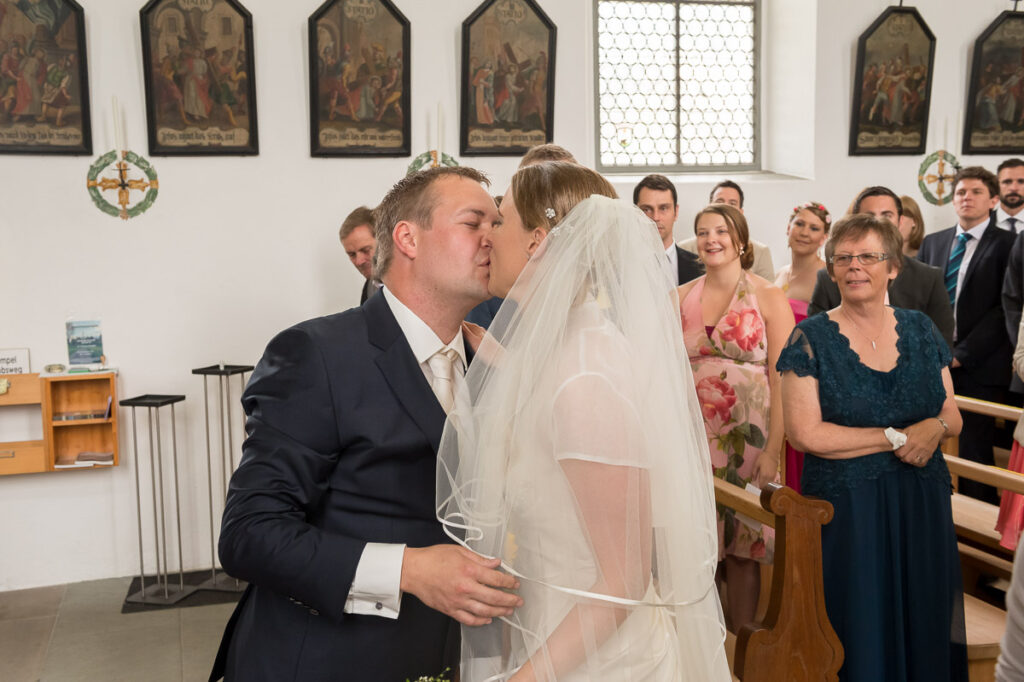 Hochzeit in Ridlikapelle Beckenried Hochzeit Ridlikapelle Beckenried Hochzeitsfotograf Nidwalden Hochzeitsfotograf Zentralschweiz