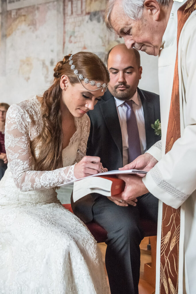 Hochzeitsfotograf Zentralschweiz Hochzeit St Jost Kapelle Nidwalden Hochzeitsfest Schloss Heidegg Gelfingen Hochzeitsfotograf Luzern Hochzeitsfotograf Nidwalden