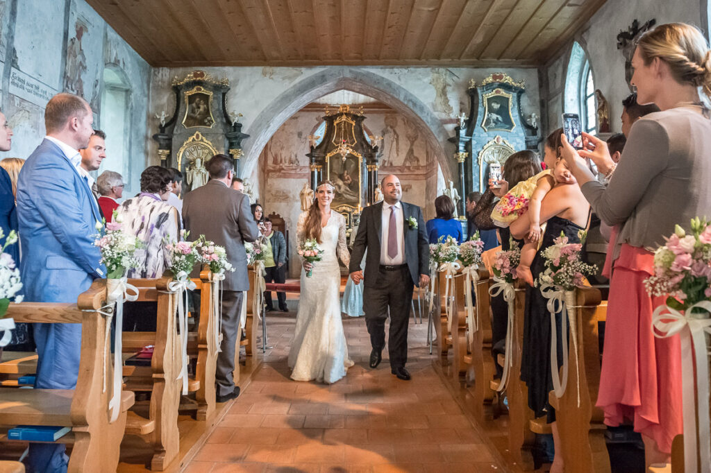 Hochzeitsfotograf Zentralschweiz Hochzeit St Jost Kapelle Nidwalden Hochzeitsfest Schloss Heidegg Gelfingen Hochzeitsfotograf Luzern Hochzeitsfotograf Nidwalden