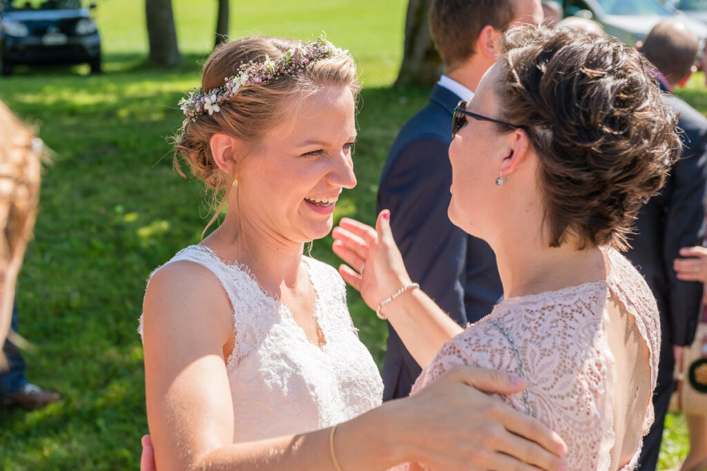 Hochzeitsfotograf Zentralschweiz Trauung St Ottilienkapelle Buttisholz Hochzeitsapero Buttisholz Hochzeitsfest Brand Oberkirch Hochzeitsfotograf Luzern Hochzeitsfotograf Zentralschweiz