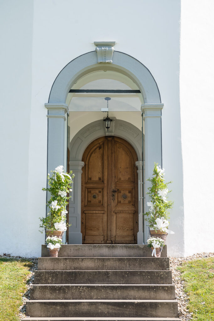 Hochzeitsfotograf Zentralschweiz Trauung St Ottilienkapelle Buttisholz Hochzeitsapero Buttisholz Hochzeitsfest Brand Oberkirch Hochzeitsfotograf Luzern Hochzeitsfotograf Zentralschweiz