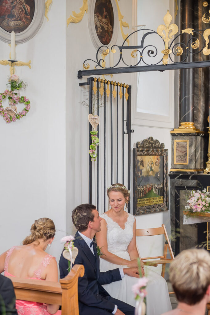 Hochzeitsfotograf Zentralschweiz Trauung St Ottilienkapelle Buttisholz Hochzeitsapero Buttisholz Hochzeitsfest Brand Oberkirch Hochzeitsfotograf Luzern Hochzeitsfotograf Zentralschweiz