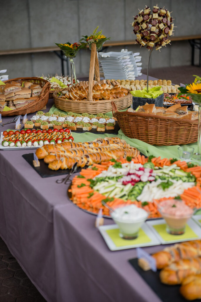 Hochzeitsfotograf Zentralschweiz Trauung St Ottilienkapelle Buttisholz Hochzeitsapero Buttisholz Hochzeitsfest Brand Oberkirch Hochzeitsfotograf Luzern Hochzeitsfotograf Zentralschweiz