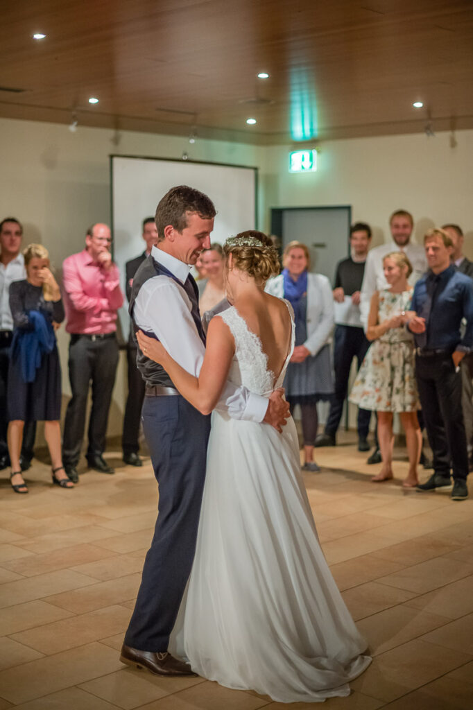 Hochzeitsfotograf Zentralschweiz Trauung St Ottilienkapelle Buttisholz Hochzeitsapero Buttisholz Hochzeitsfest Brand Oberkirch Hochzeitsfotograf Luzern Hochzeitsfotograf Zentralschweiz