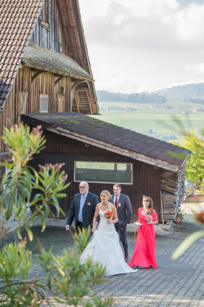 Trauung Hof Landschi Küssnacht Hochzeitsapero Hof Landschi Küssnacht Hochzeitsfest Hof Landschi Küssnacht Hochzeitsfotograf Schwyz Hochzeitsfotograf Zentralschweiz