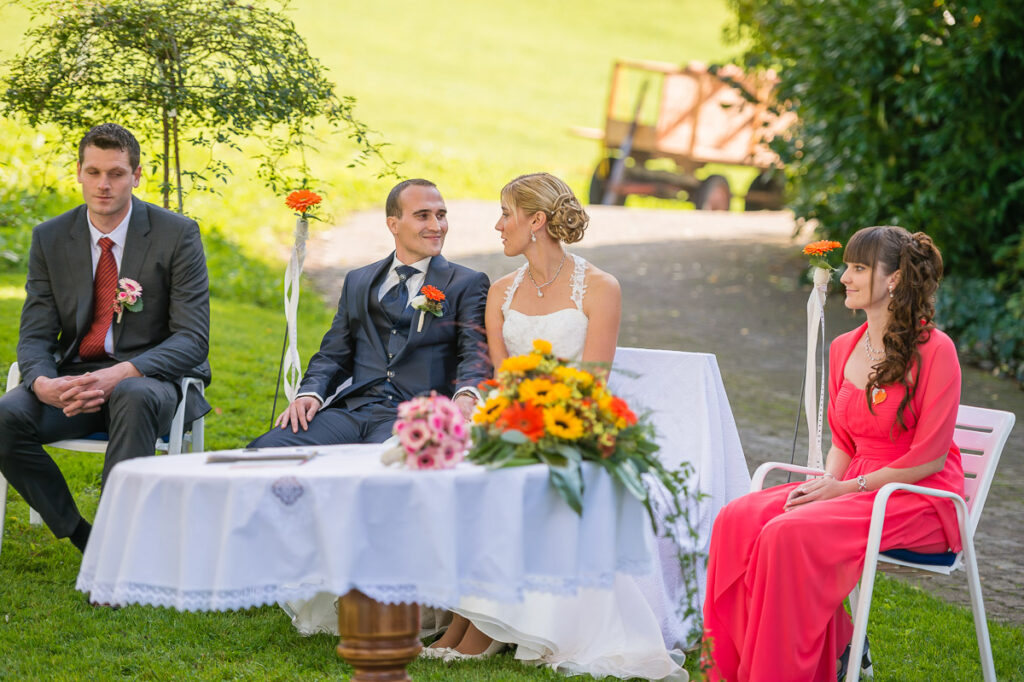 Trauung Hof Landschi Küssnacht Hochzeitsapero Hof Landschi Küssnacht Hochzeitsfest Hof Landschi Küssnacht Hochzeitsfotograf Schwyz Hochzeitsfotograf Zentralschweiz