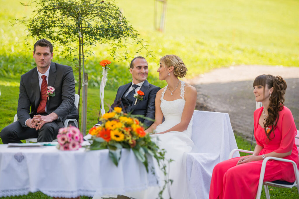 Trauung Hof Landschi Küssnacht Hochzeitsapero Hof Landschi Küssnacht Hochzeitsfest Hof Landschi Küssnacht Hochzeitsfotograf Schwyz Hochzeitsfotograf Zentralschweiz