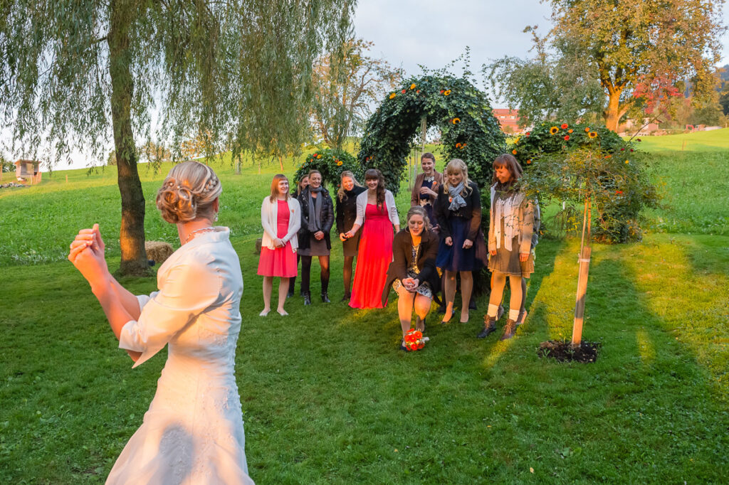 Trauung Hof Landschi Küssnacht Hochzeitsapero Hof Landschi Küssnacht Hochzeitsfest Hof Landschi Küssnacht Hochzeitsfotograf Schwyz Hochzeitsfotograf Zentralschweiz