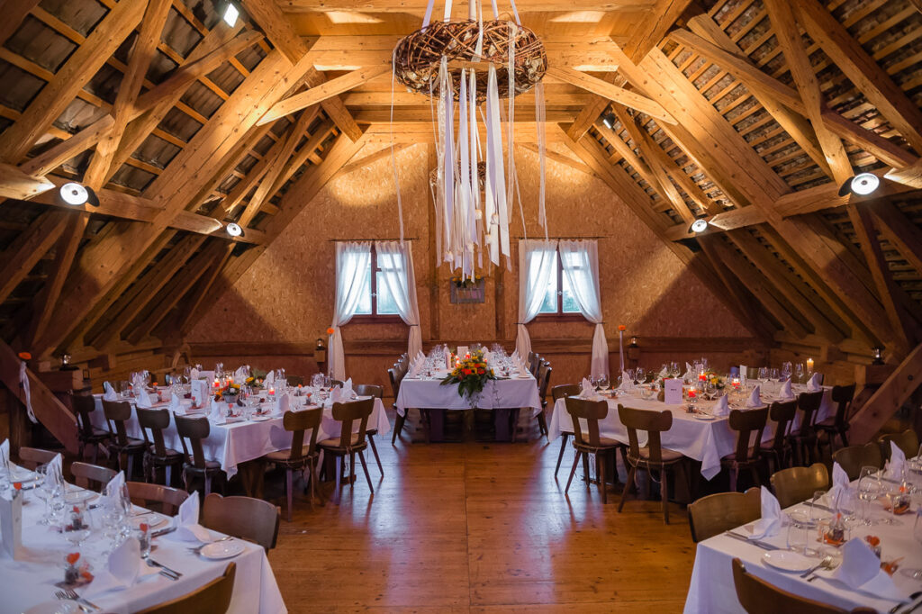 Trauung Hof Landschi Küssnacht Hochzeitsapero Hof Landschi Küssnacht Hochzeitsfest Hof Landschi Küssnacht Hochzeitsfotograf Schwyz Hochzeitsfotograf Zentralschweiz