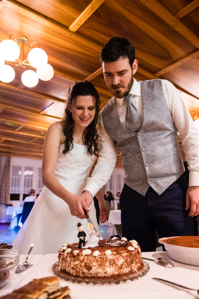 Trauung Kapelle intschi Hochzeitsapero Schattdorf Hochzeitsfest Hotel alpina unterschächen Hochzeitsfotograf Uri Hochzeitsfotograf Zentralschweiz