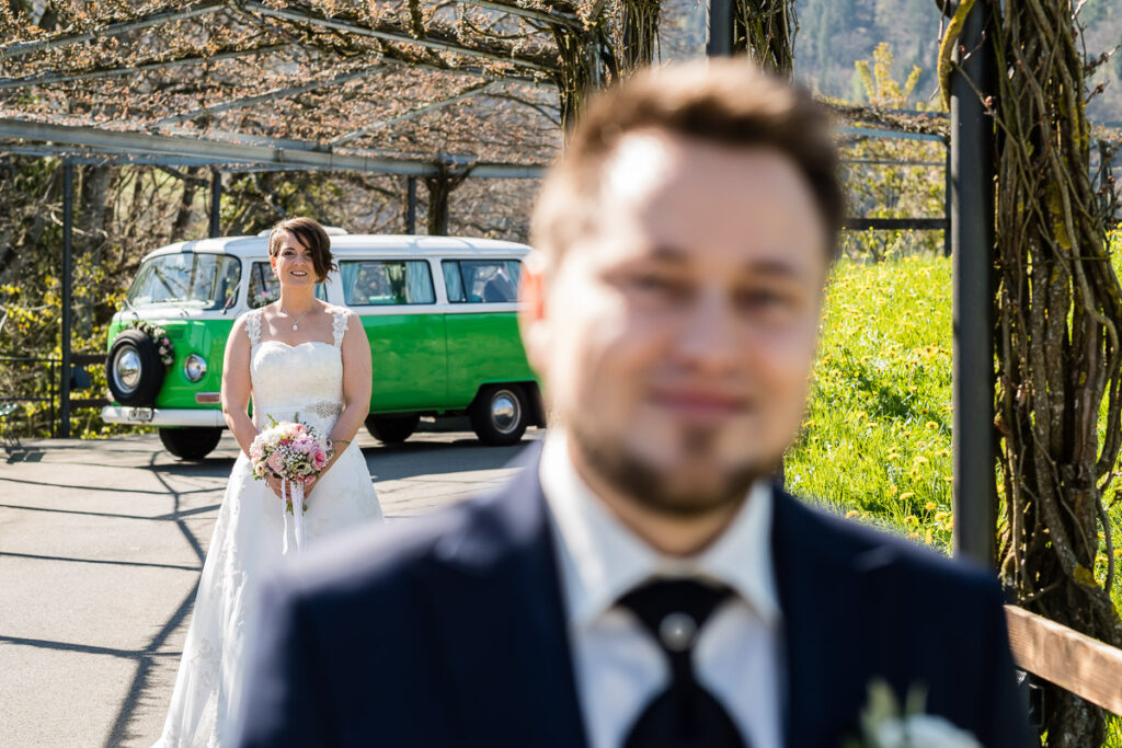 Trauung Pfarrkirche Alpnach Hochzeitsapero Schlosshof Alpnach Hochzeitsfest Paxmontana Flüeli Ranft Hochzeitsfotograf Obwalden Hochzeitsfotograf Zentralschweiz