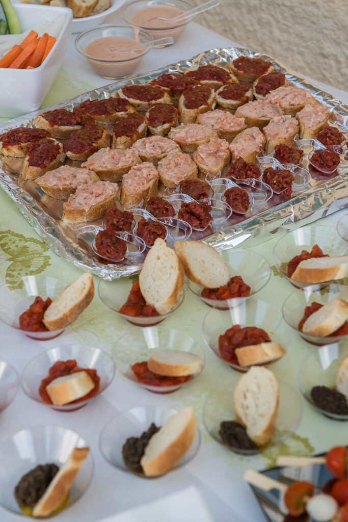 Trauung Pfarrkirche Alpnach Hochzeitsapero Schlosshof Alpnach Hochzeitsfest Paxmontana Flüeli Ranft Hochzeitsfotograf Obwalden Hochzeitsfotograf Zentralschweiz