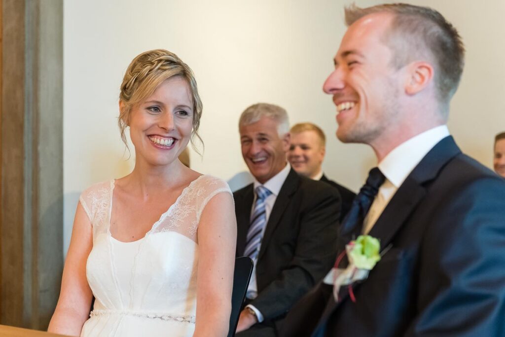 Trauung Haus am See Villa Krämerstein Kastanienbaum Horw Hochzeitsfest in Strandbad Winkel Horw Hochzeitsfotograf Luzern Hochzeitsfotograf Zentralschweiz