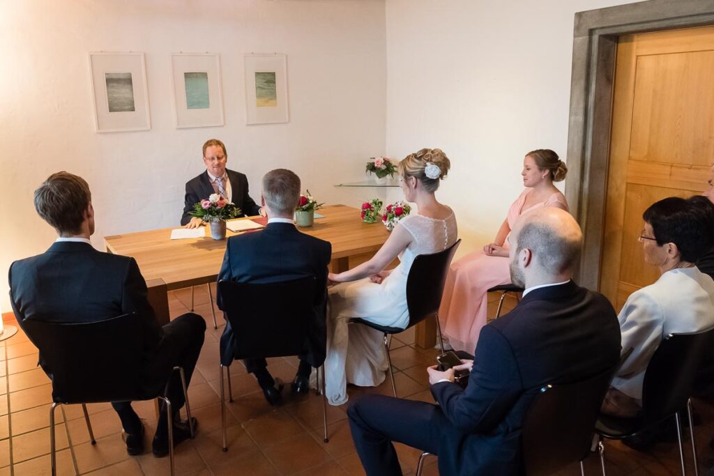 Trauung Haus am See Villa Krämerstein Kastanienbaum Horw Hochzeitsfest in Strandbad Winkel Horw Hochzeitsfotograf Luzern Hochzeitsfotograf Zentralschweiz