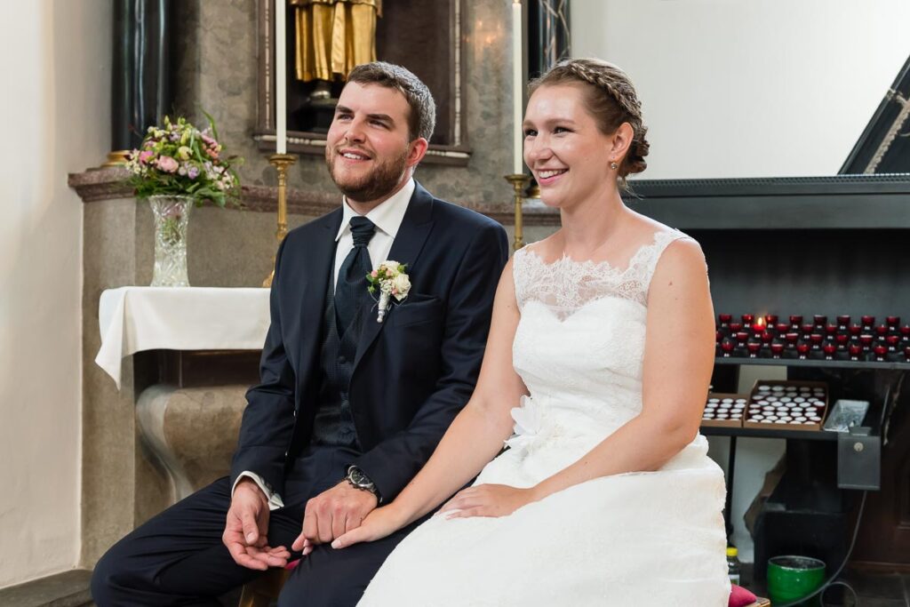 Trauung Kehrsiten Dorf Hochzeitsapero Schifflände Stansstad Hochzeitsfest Hotel Alpenclub Engelberg Hochzeitsfotograf Nidwalden Hochzeitsfotograf Obwalden