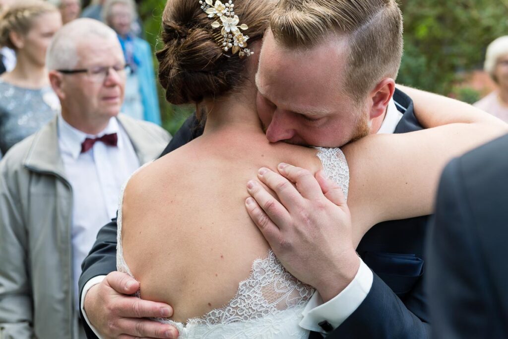 Trauung Kehrsiten Dorf Hochzeitsapero Schifflände Stansstad Hochzeitsfest Hotel Alpenclub Engelberg Hochzeitsfotograf Nidwalden Hochzeitsfotograf Obwalden