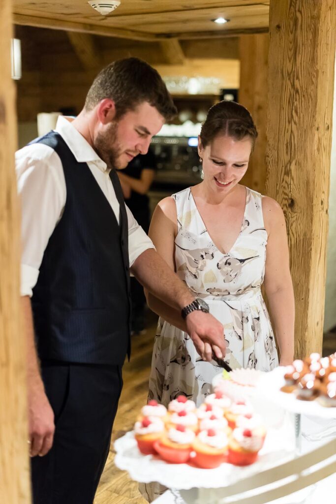 Trauung Kehrsiten Dorf Hochzeitsapero Schifflände Stansstad Hochzeitsfest Hotel Alpenclub Engelberg Hochzeitsfotograf Nidwalden Hochzeitsfotograf Obwalden
