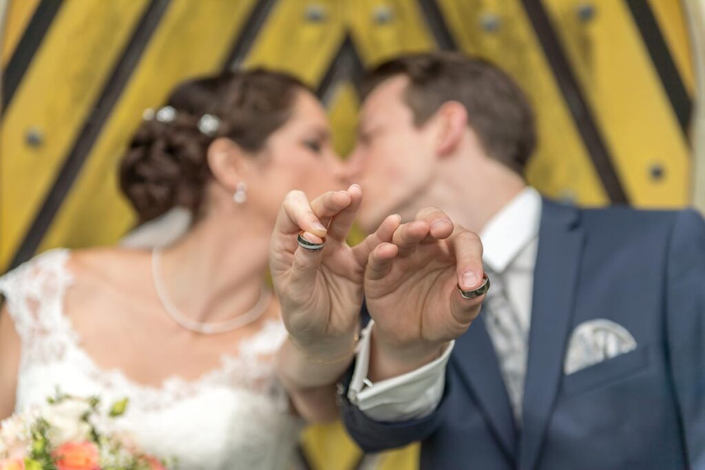 Trauung Schloss Heidegg Gelfingen Apero Schloss Heidegg Gelfingen Nachtessen Hotel Restaurant Schifflände Birrwil Hochzeitsfotograf Luzern Hochzeitsfotograf Aargau