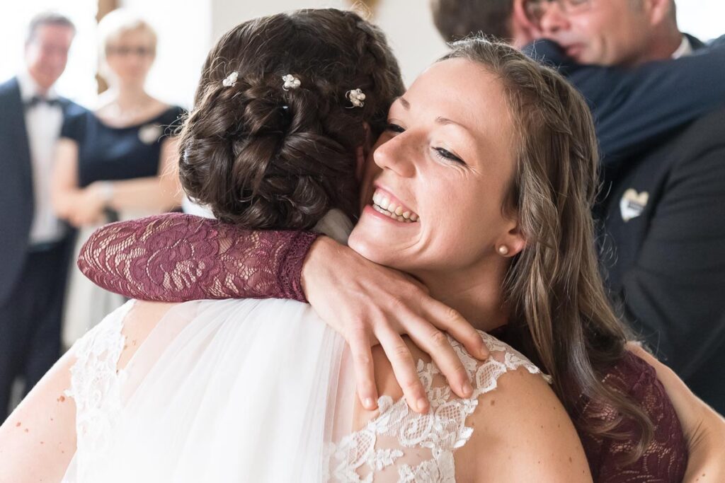 Trauung Schloss Heidegg Gelfingen Apero Schloss Heidegg Gelfingen Nachtessen Hotel Restaurant Schifflände Birrwil Hochzeitsfotograf Luzern Hochzeitsfotograf Aargau