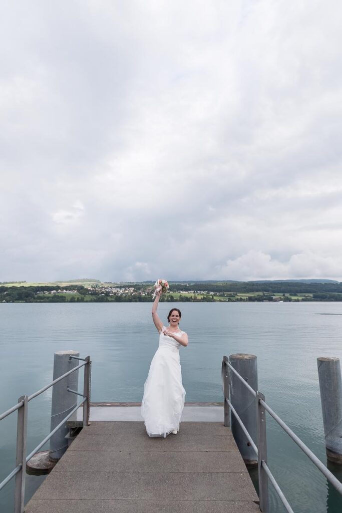 Trauung Schloss Heidegg Gelfingen Apero Schloss Heidegg Gelfingen Nachtessen Hotel Restaurant Schifflände Birrwil Hochzeitsfotograf Luzern Hochzeitsfotograf Aargau