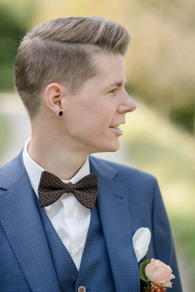 Hochzeit im Höfli in Stans mit anschliessendem Apero Fotoshooting mit Brautpaar in Buochs im Neuseeland Hochzeitsfest in Beckenried Hochzeitsfotograf Nidwalden