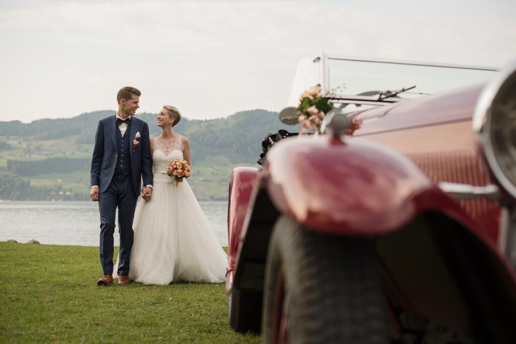 Hochzeit im Höfli in Stans mit anschliessendem Apero Fotoshooting mit Brautpaar in Buochs im Neuseeland Hochzeitsfest in Beckenried Hochzeitsfotograf Nidwalden