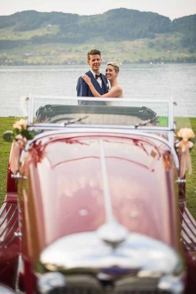 Hochzeit im Höfli in Stans mit anschliessendem Apero Fotoshooting mit Brautpaar in Buochs im Neuseeland Hochzeitsfest in Beckenried Hochzeitsfotograf Nidwalden