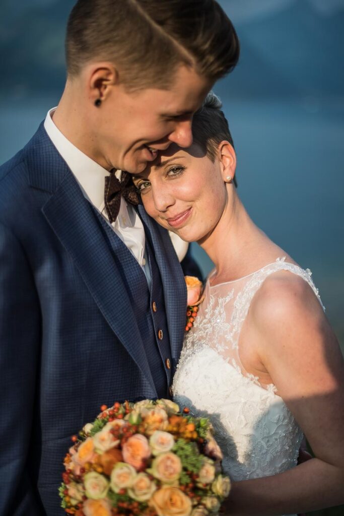 Hochzeit im Höfli in Stans mit anschliessendem Apero Fotoshooting mit Brautpaar in Buochs im Neuseeland Hochzeitsfest in Beckenried Hochzeitsfotograf Nidwalden