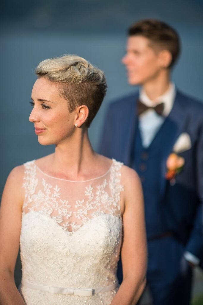 Hochzeit im Höfli in Stans mit anschliessendem Apero Fotoshooting mit Brautpaar in Buochs im Neuseeland Hochzeitsfest in Beckenried Hochzeitsfotograf Nidwalden