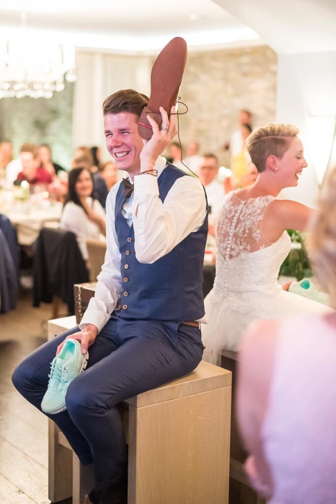 Hochzeit im Höfli in Stans mit anschliessendem Apero Fotoshooting mit Brautpaar in Buochs im Neuseeland Hochzeitsfest in Beckenried Hochzeitsfotograf Nidwalden