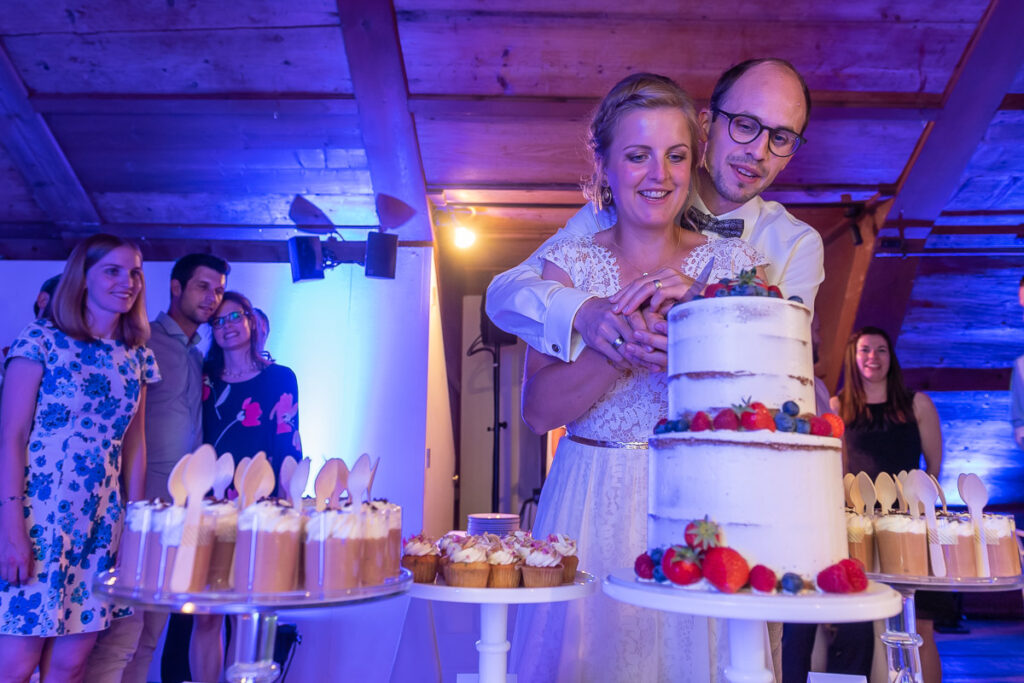 Hochzeit Haus am See Hochzeit in Kastanienbaum im Haus am See Hochzeitsfotoraf Luzern