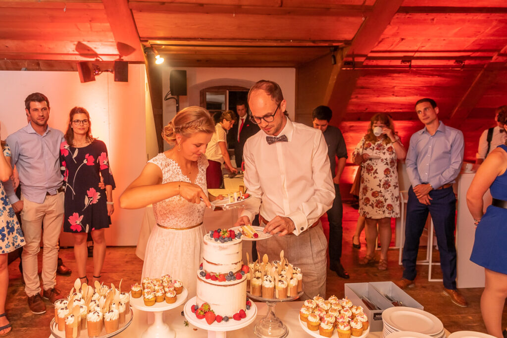 Hochzeit Haus am See Hochzeit in Kastanienbaum im Haus am See Hochzeitsfotoraf Luzern
