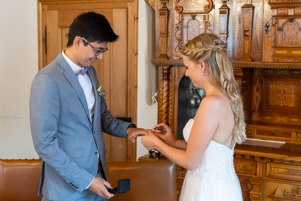 Trauung im Höfli in Stans Hochzeitsfest in Lungern Obwalden Hochzeitsfotograf Obwalden Hochzeitsfotograf Nidwalden