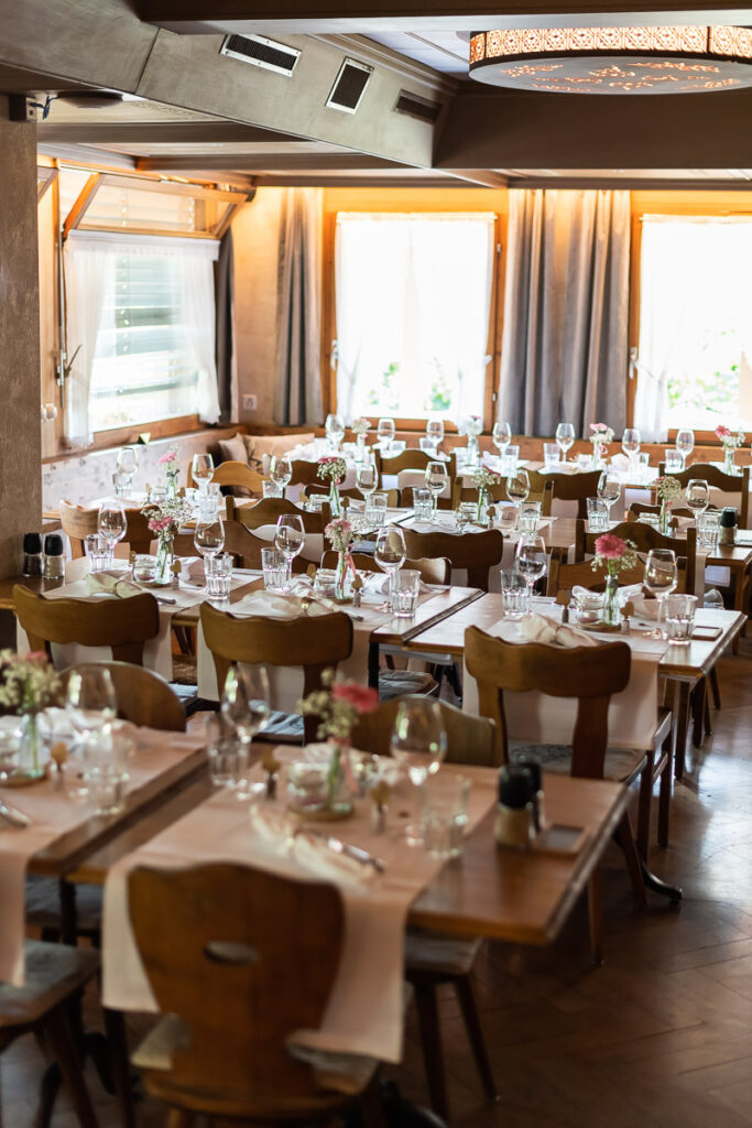 Trauung im Höfli in Stans Hochzeitsfest in Lungern Obwalden Hochzeitsfotograf Obwalden Hochzeitsfotograf Nidwalden