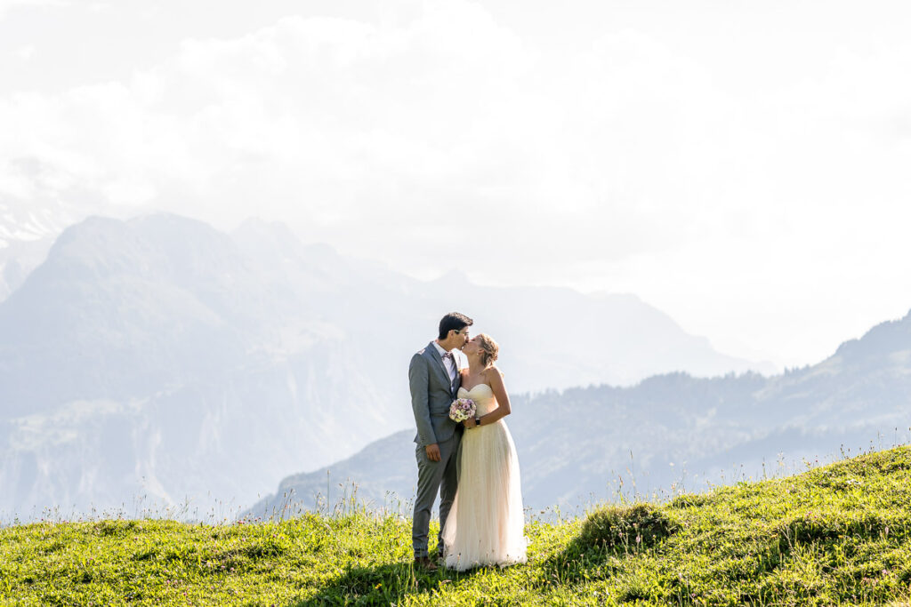 Trauung im Höfli in Stans Hochzeitsfest in Lungern Obwalden Hochzeitsfotograf Obwalden Hochzeitsfotograf Nidwalden