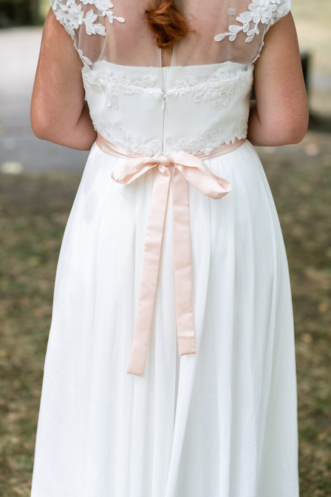 Standesamtliche Hochzeit in Stansstad Hochzeitsshooting im Aawasseregg in Buochs und kirchliche Trauung in St Jost Kapelle in Ennetbürgen