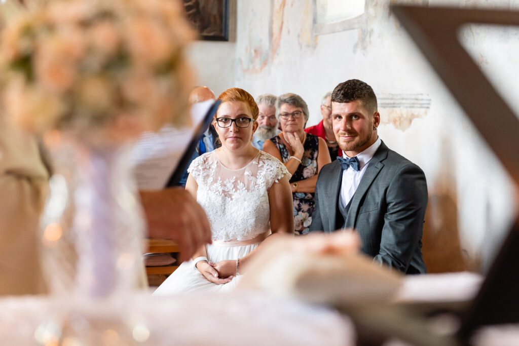 Standesamtliche Hochzeit in Stansstad Hochzeitsshooting im Aawasseregg in Buochs und kirchliche Trauung in St Jost Kapelle in Ennetbürgen