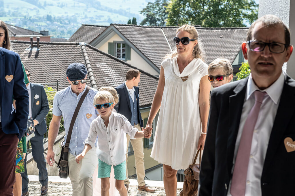 Hochzeit Obwalden Hochzeitsfotograf Zentralschweiz Hochzeitspaar Braut Bräutigam Landenberg Sarnen